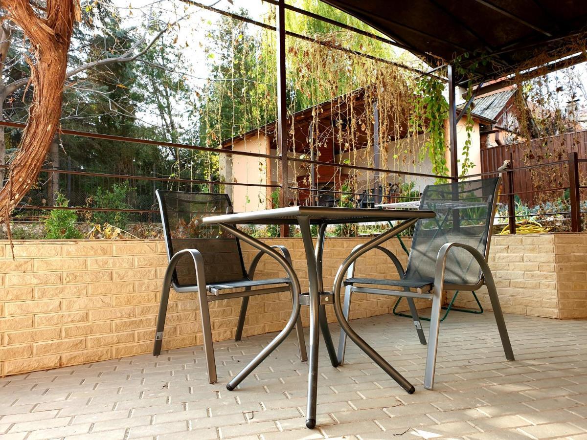 Вилла Slovac House With A Garden And Fireplace