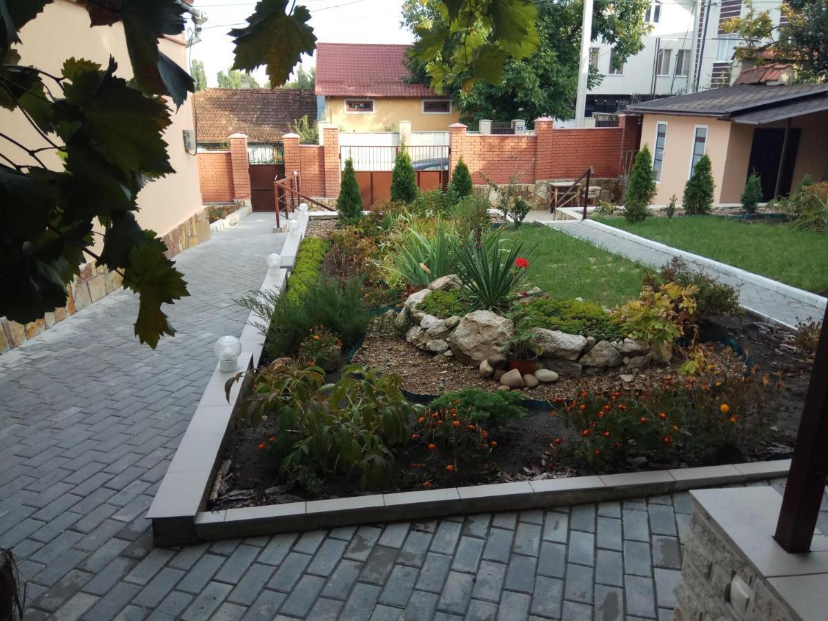 Slovac House With A Garden And Fireplace Villa *